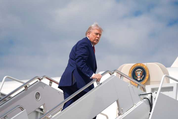 What it would take to convert a jet from Qatar into Air Force One to safely fly Trump
