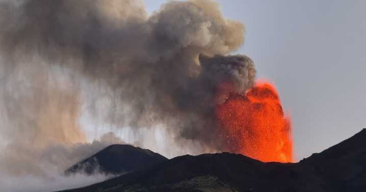Italia: el volcán Etna vuelve a entrar en erupción