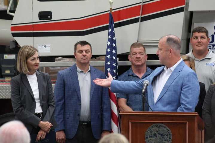 Reynolds signs bill reducing unemployment insurance taxes for businesses