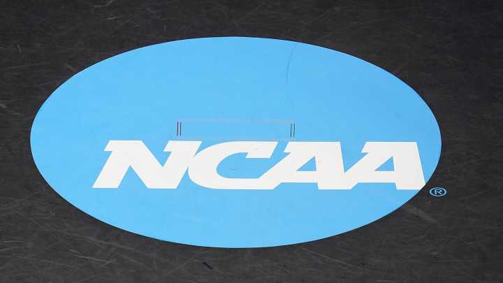 Judge approves landmark college sports settlement