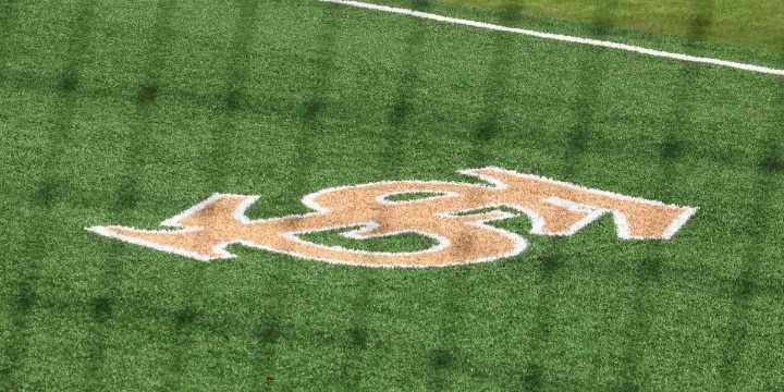 AJ Singer’s 10th-inning single gives Oregon State 5-4 win over FSU after trailing by 3 in the ninth