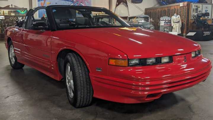 R.E. Olds Museum raffling off 1994 Oldsmobile Cutlass convertible