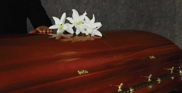 Woman Wakes Up Inside Coffin After Mistakenly Declared Dead