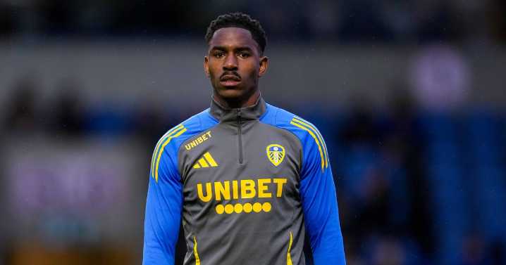 Junior Firpo withdraws from international duty amid potential return to Leeds United