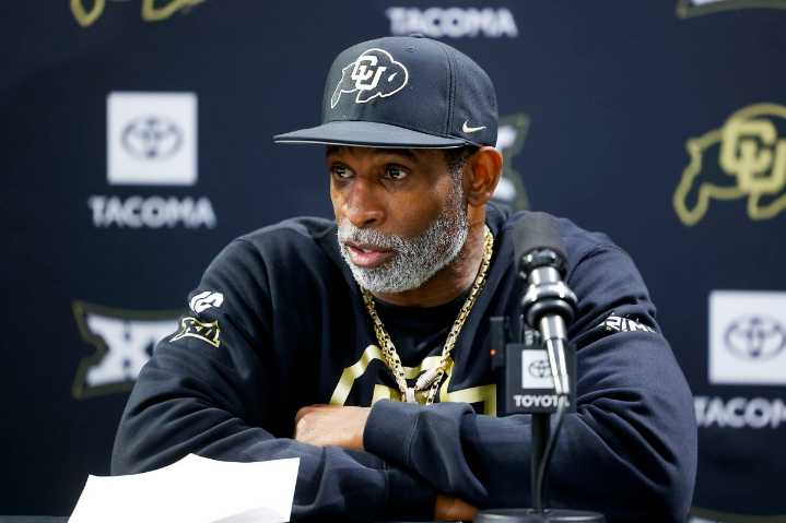 Battling Cancer & Mom’s Health Issues, CU Buffs Prodigy Shows True Colors After Deion Sanders’ Powerful Message Facing cancer and his mom’s health struggles, CU Buffs star responds with heart after De