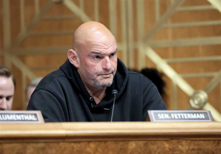 Fetterman's chief of staff leaving position
