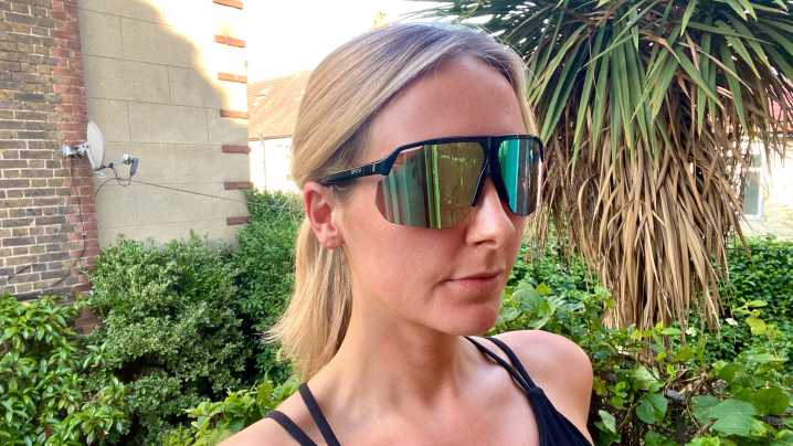 I ran a half-marathon in the Smith Motive sunglasses — and they seriously impressed me
