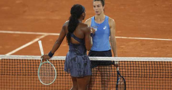 French Open: Coco Gauff beats Loïs Boisson to set up a 1 vs. 2 final against Aryna Sabalenka