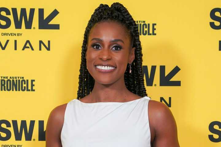 Issa Rae Announces New Essay Collection 'I Should Be Smarter Now' (Exclusive)