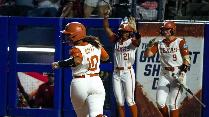 Texas softball: Reece Atwood's heroics lift UT to WCWS win vs Texas Tech