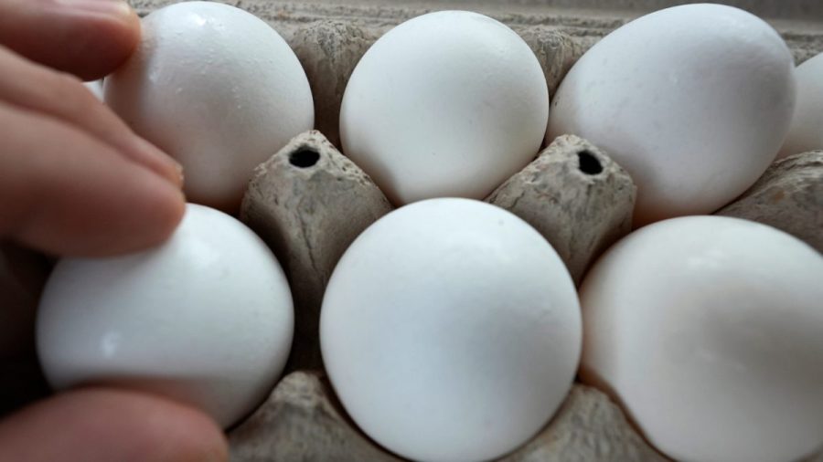 Nevada shifts back to cage-free regulations as egg prices drop