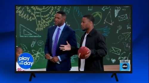 Eagles star running back Saquon Barkley surprises Philadelphia 2nd-graders live on Good Morning America