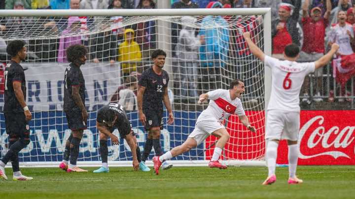 USA loses 3rd straight game as Turkey rallies to friendly win
