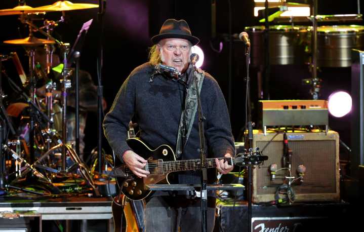 Neil Young Invites Donald Trump to Summer Concert Tour ‘If There Is Not Martial Law by Then’