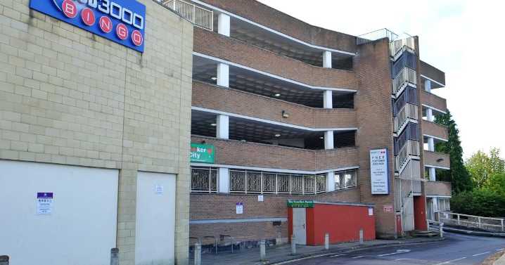 Shopping centre car park closed 'due to health and safety'