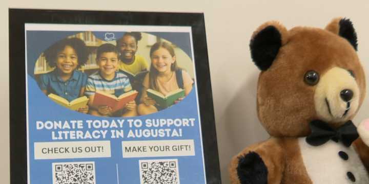 Book Bash kicks off summer program that helps kids with reading