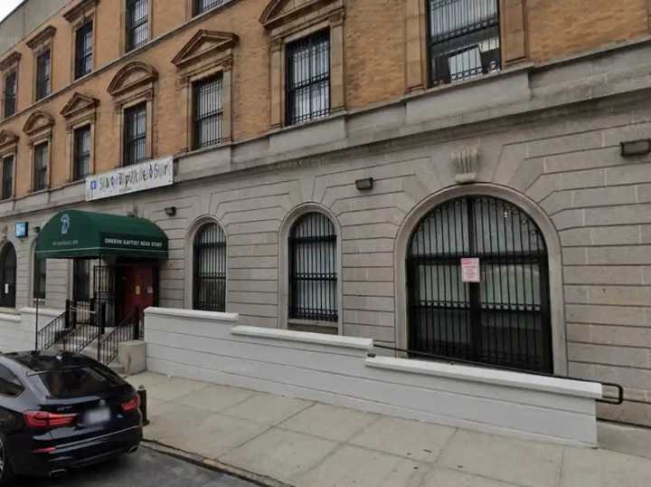 Man killed in deadly stabbing at former Bronx police station