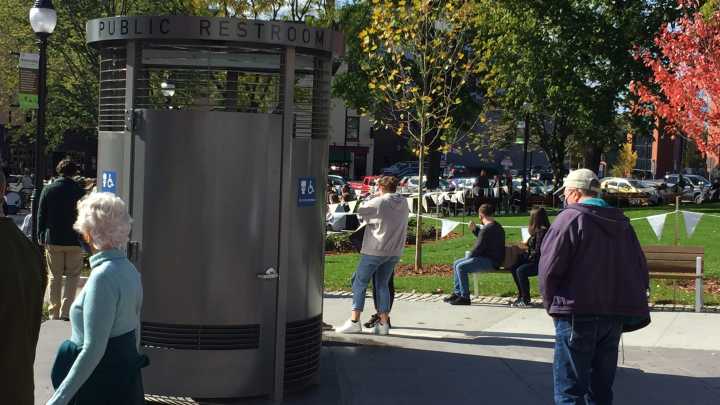 Where to find a restroom in downtown Burlington and along the Greenway
