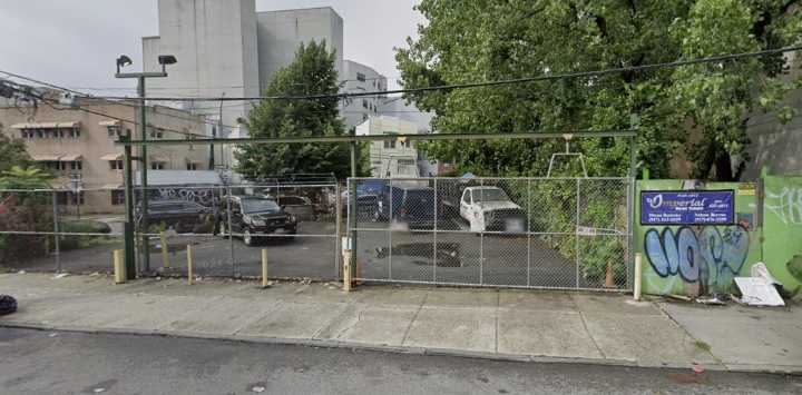 Permits filed for 4-story residential building with nine units in Longwood