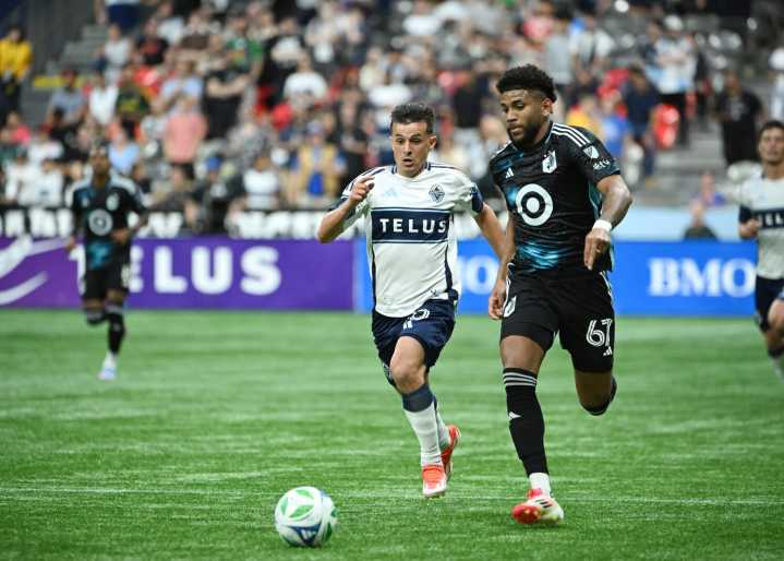 Minnesota United signs Carlos Harvey to extension through 2028
