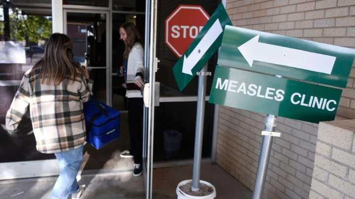 CDC advising all international travelers to get measles vaccinations