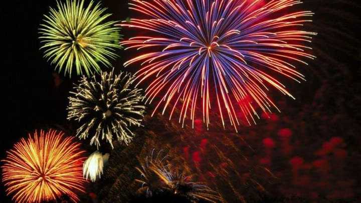 Florida county seeks new fireworks law to defuse explosive neighborhood clash