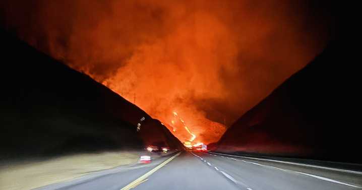 Crews battling the 'Fort Fire' along Southbound I