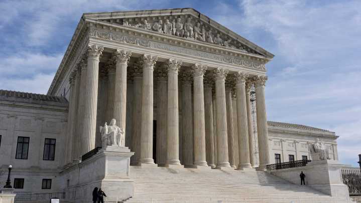 Trump administration asks Supreme Court to leave mass layoffs at Education Department in place
