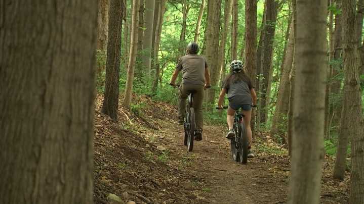 New mountain bike trail opens at Gahanna park