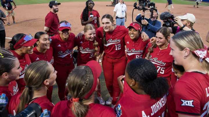 Texas Tech overcomes Oklahoma dynasty to reach WCWS finals