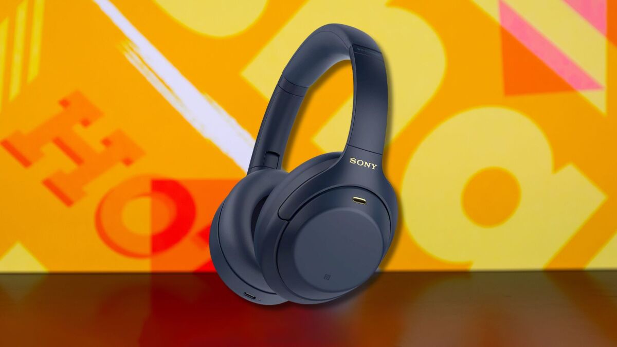 Best Sony deal: Save $120 on Sony XM4 headphones