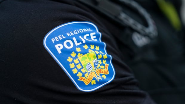 Man dead, woman critically injured after being struck by vehicle in Mississauga: paramedics