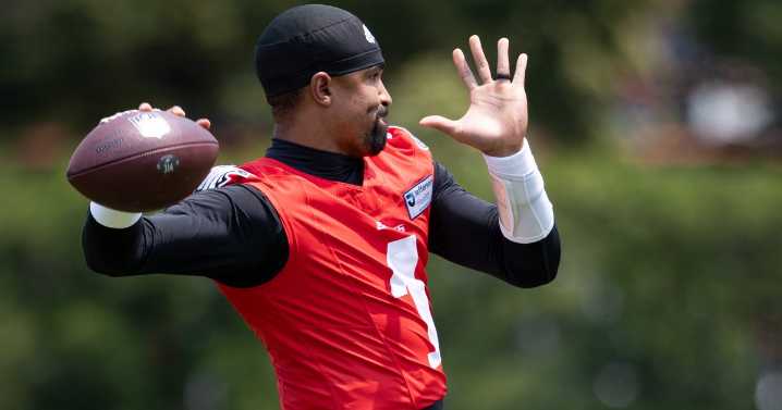 The top 5 plays from Eagles OTAs: Jalen Hurts has an efficient day