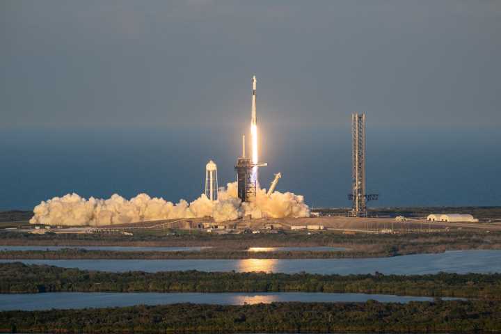 Musk threatened to decommission Dragon spacecraft. What that would mean for NASA