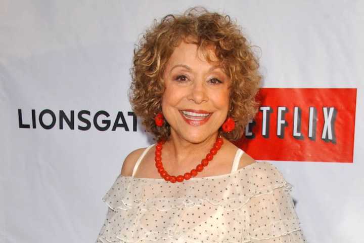 ‘Coco’ Star Renée Victor Dead at 86, Cause of Death Revealed