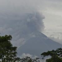 Hundreds evacuated as Guatemalan volcano erupts