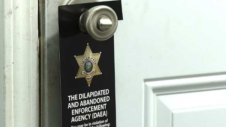 Sheriff starts door hanger program to encourage dilapidated property, junk cleanup