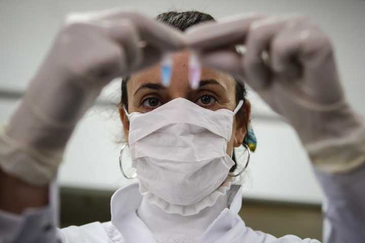 La ciencia en Argentina sufre una crisis inédita al filo de la 'motosierra' de Milei