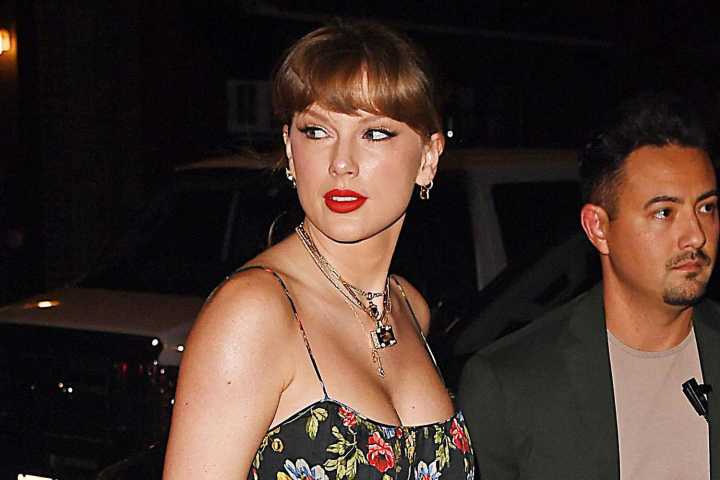 Taylor Swift Wore a Floral Dress, Get the Look