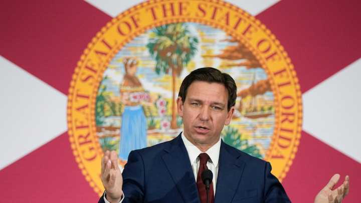 Federal judge blocks Florida from enforcing social media ban for kids while lawsuit continues
