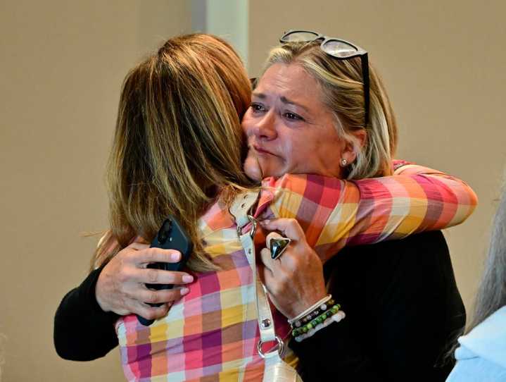 A US judge halts the deportation of the Egyptian family of the Boulder firebombing suspect