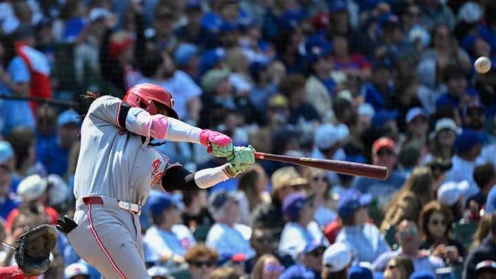 Reds star Elly De La Cruz homers after learning of the death of his sister