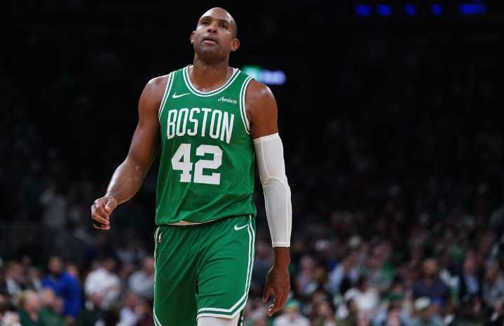 Knicks could target longtime veteran center in free agency