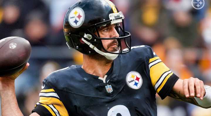 Pittsburgh Steelers Reveal Interesting Jersey Number Choice For Aaron Rodgers