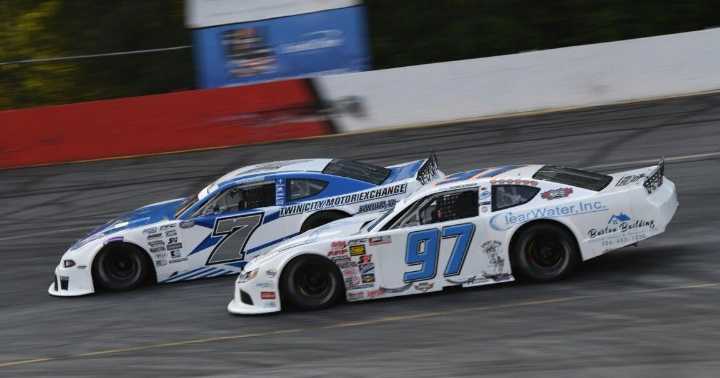 Blayne Harrison gets first late models win in rain shortened night at Hickory Motor Speedway