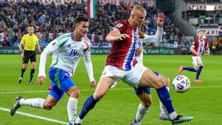 Haaland y Noruega destrozan a una Italia sin rumbo en la eliminatoria rumbo al Mundial 2026