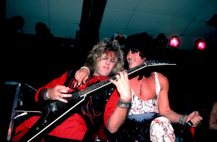 Fans Upset Over Controversial Performance From Iconic ‘80s Band