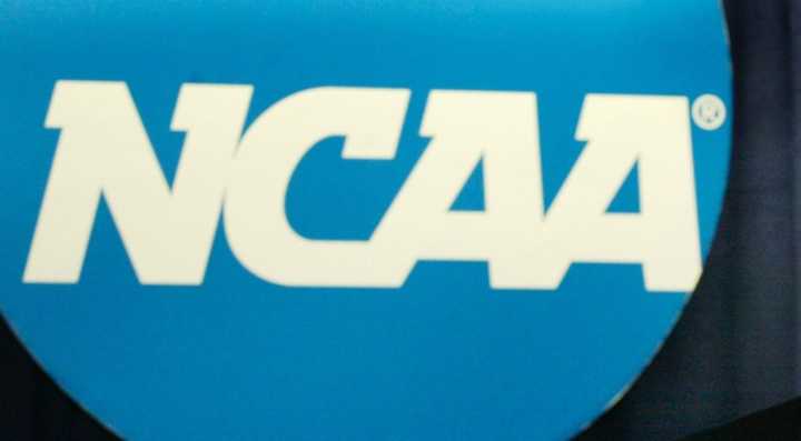 Federal judge approves $2.8B settlement, paving way for US colleges to pay athletes millions