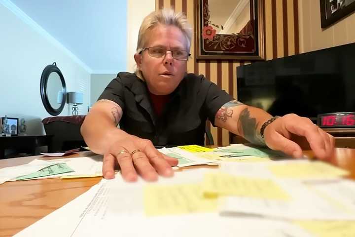 Teacher Thought She Was Leaving $5 Tip, but It Was Actually $5K
