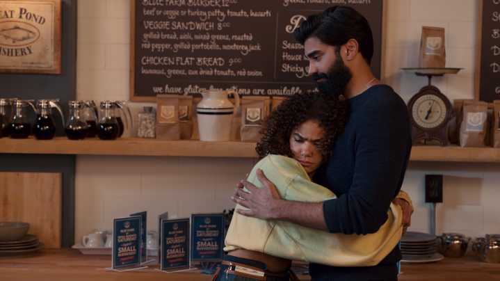 'Ginny and Georgia' Introduces Major 'Degrassi' Easter Egg Before Georgia Finally Has Sex With Joe
